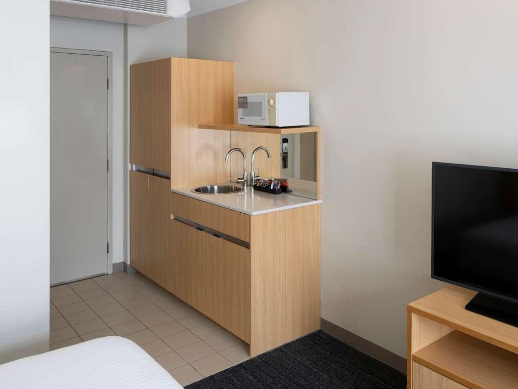 ทราเวลลอดจ์ โฮเต็ล แมคควารี นอร์ท ไรด์ ซิดนีย์ Hotel ภายนอก รูปภาพ